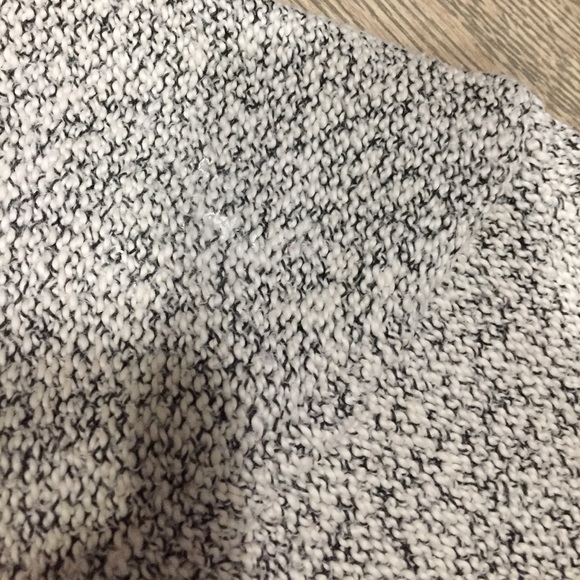 TNA Clarion hoodie Small GUC Marled Grey - Picture 4 of 15